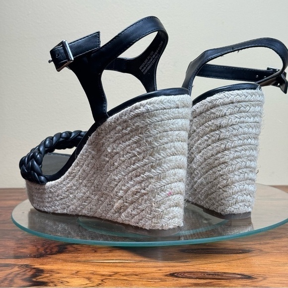 BP. Goldie Braided Wedge Sandal in black - Picture 10 of 15